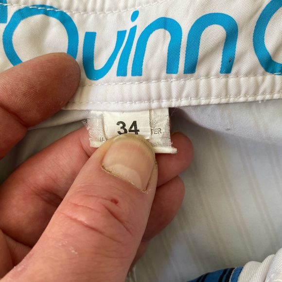 O'Quinn Surf Board Shorts OQ Swim Shorts Men's Size 34 Vivid Blue/Purple Print - Picture 5 of 6